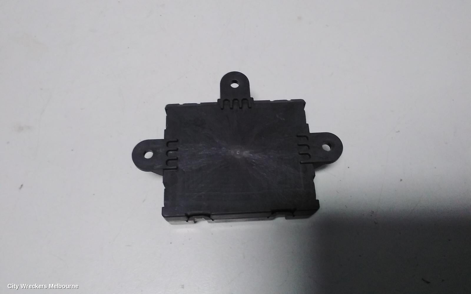 LAND ROVER RANGEROVER EVOQUE, L538, 11/2011 - 01/2019, DOOR MODULE RHR CHECK PHOTO: 72338 - Image 3