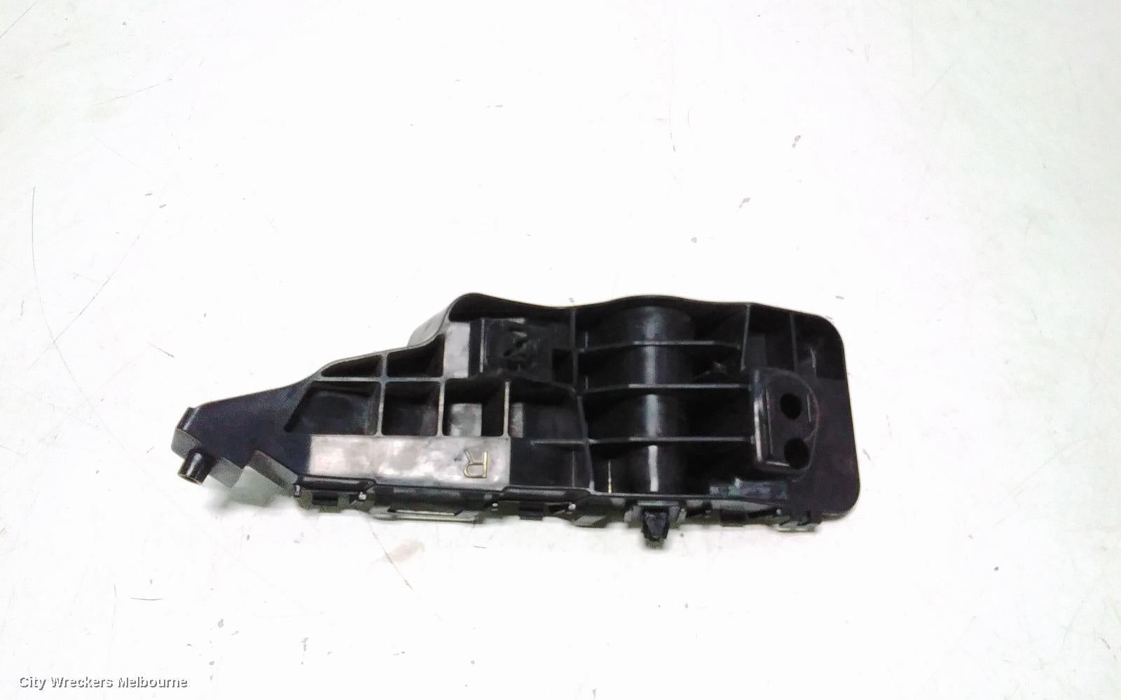 SUZUKI SWIFT, FZ, 02/2011 - 03/2017, RHF BAR BRACKET / RETAINER: 116766 - Image 2