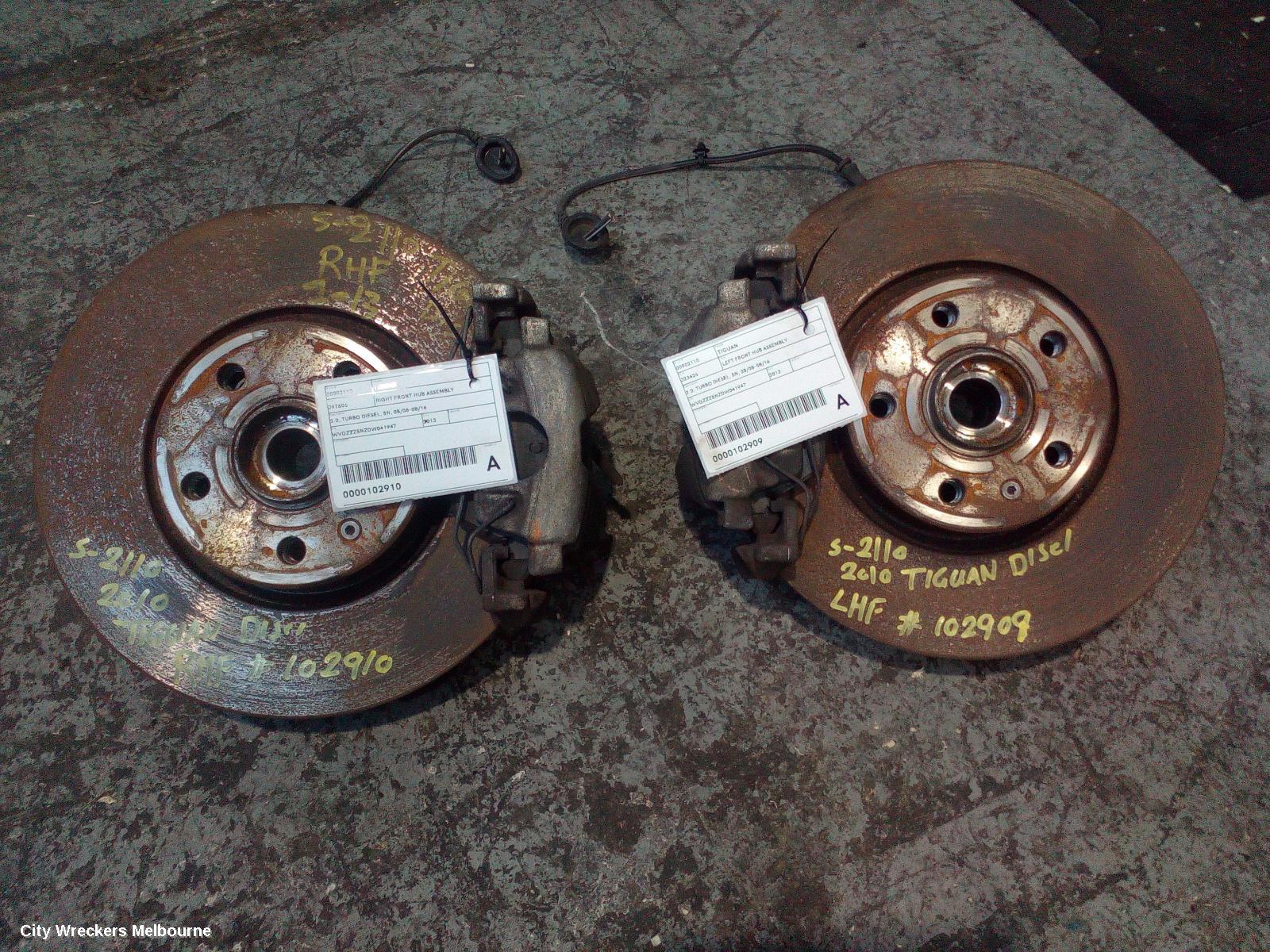 VOLKSWAGEN TIGUAN RIGHT FRONT HUB ASSEMBLY, 2.0, TURBO DIESEL, 5N, 05/2008 - 08/2016 - Image 3
