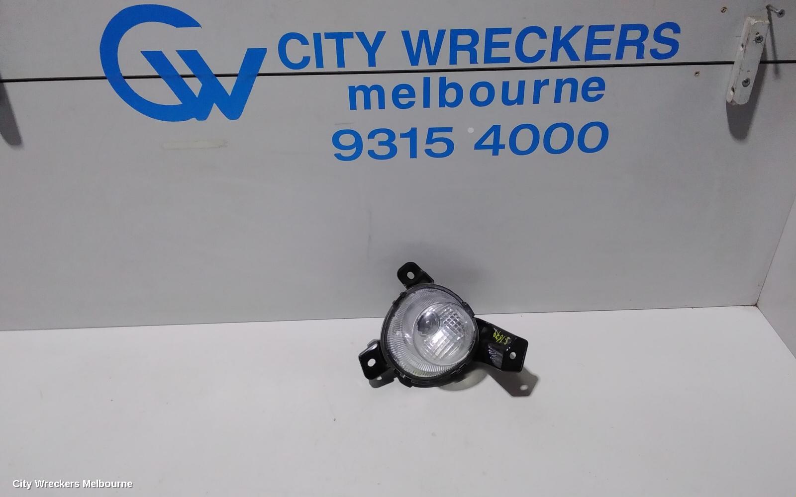 KIA RIO LEFT INDICATOR/FOG/SIDE, BUMPER FOGLAMP, YB, PROJECTOR TYPE, 12/2016 ONWARDS - Image 1
