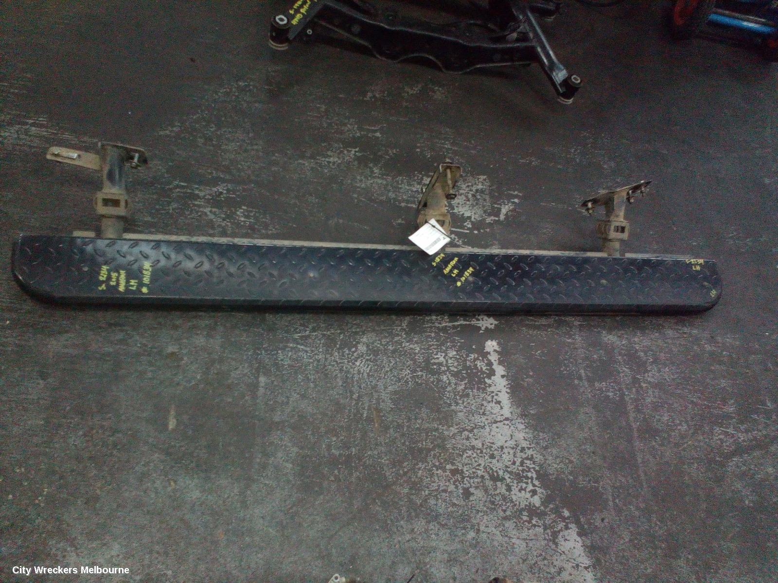 VOLKSWAGEN AMAROK SIDE STEP/SKIRT, LM, FACTORY, LH SIDE, 2H, 12/2010 ONWARDS - Image 1
