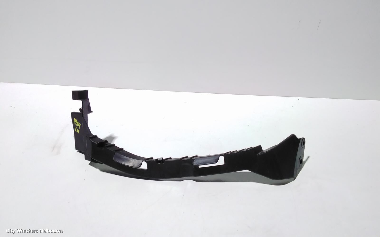 MAZDA 3, BP, 03/2019 ONWARDS, LEFT HEAD LIGHT BRAKET: 88933 - Image 1