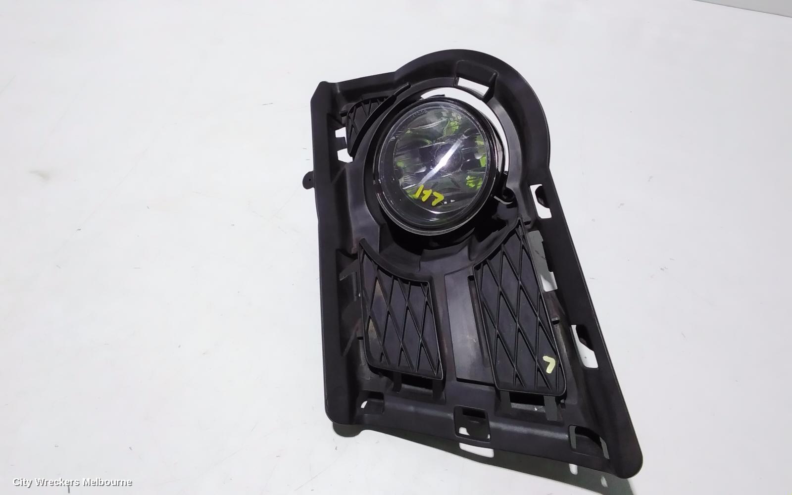 VOLKSWAGEN TIGUAN LEFT INDICATOR/FOG/SIDE, BUMPER FOGLAMP, 5N, 05/2008 - 06/2011 - Image 3