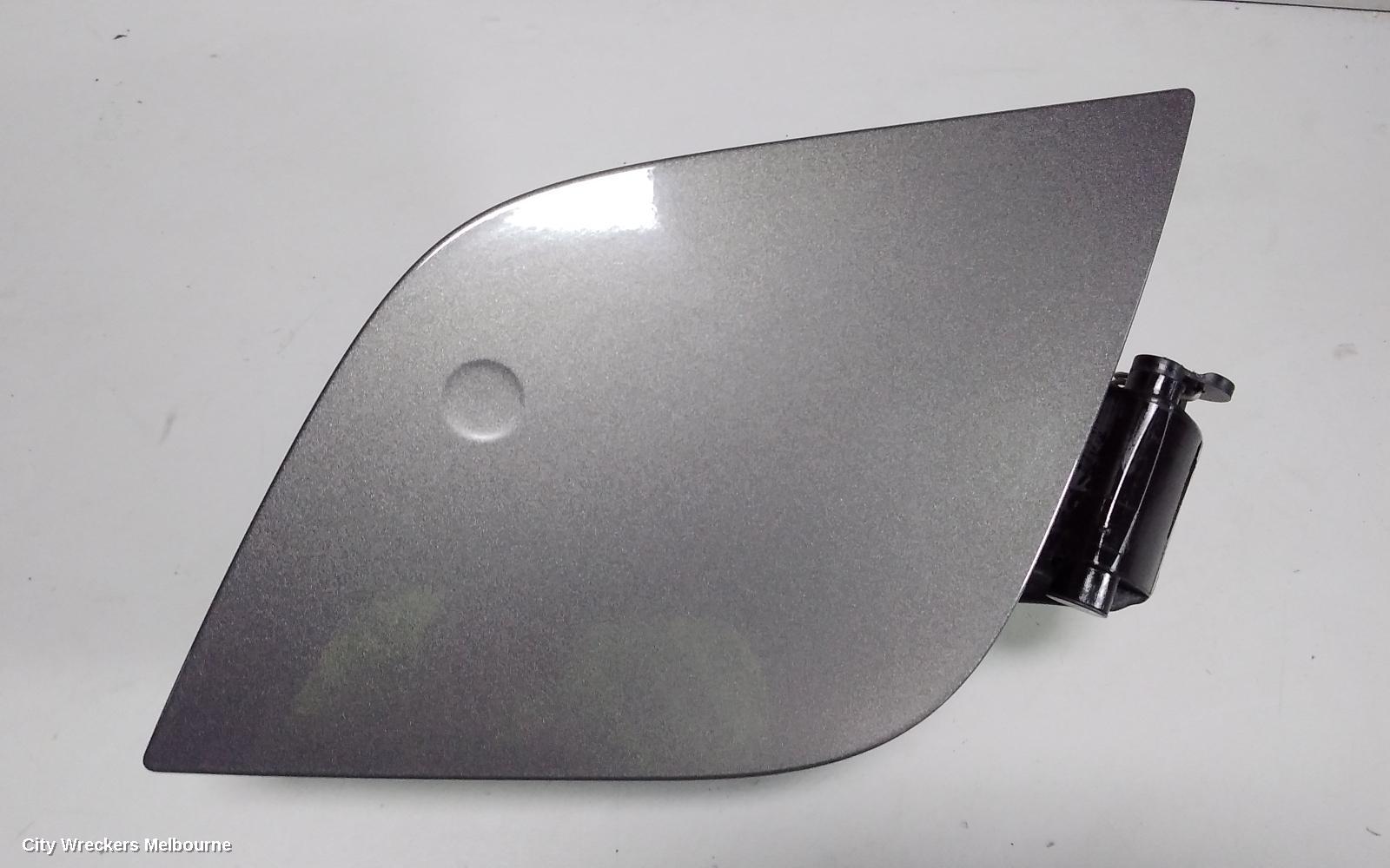 FORD FOCUS FUEL DOOR / FILLER, FUEL FLAP, HATCH, LW, 05/2011 - 08/2015 - Image 2