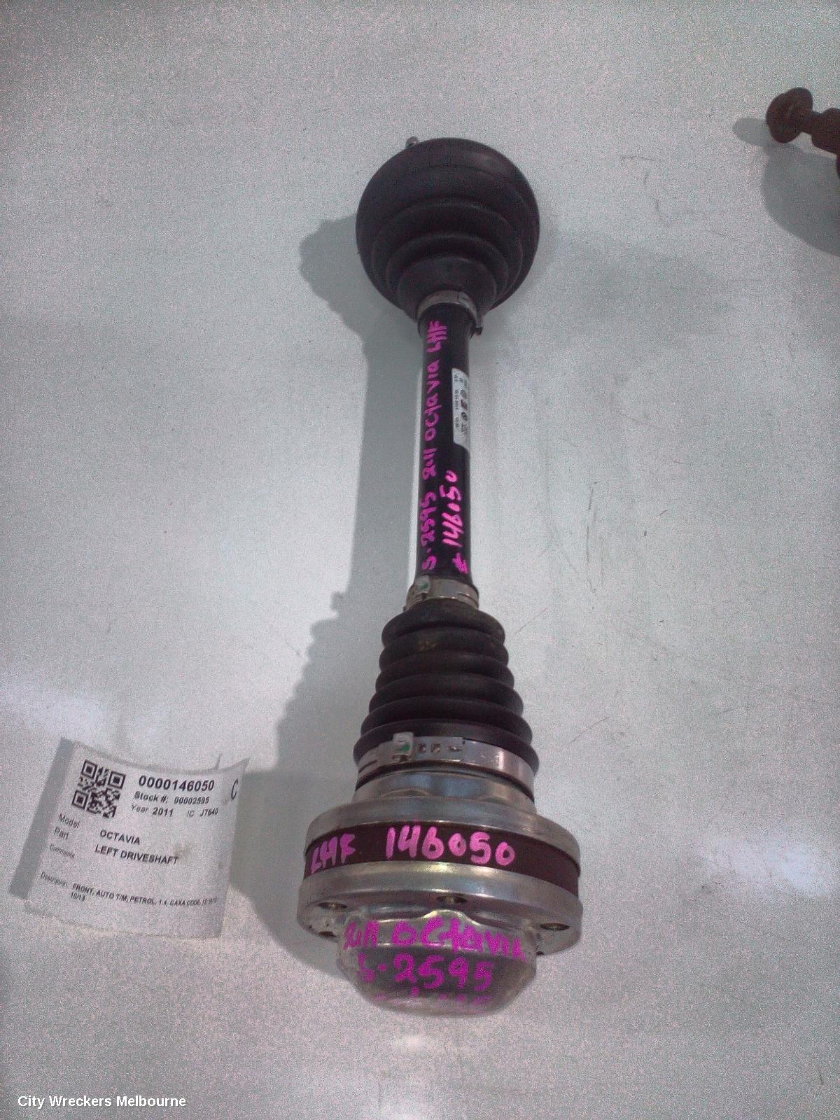 SKODA OCTAVIA LEFT DRIVESHAFT, FRONT, AUTO T/M, PETROL, 1.4, CAXA CODE, 1Z, 08/2010 - 10/2013 - Image 2