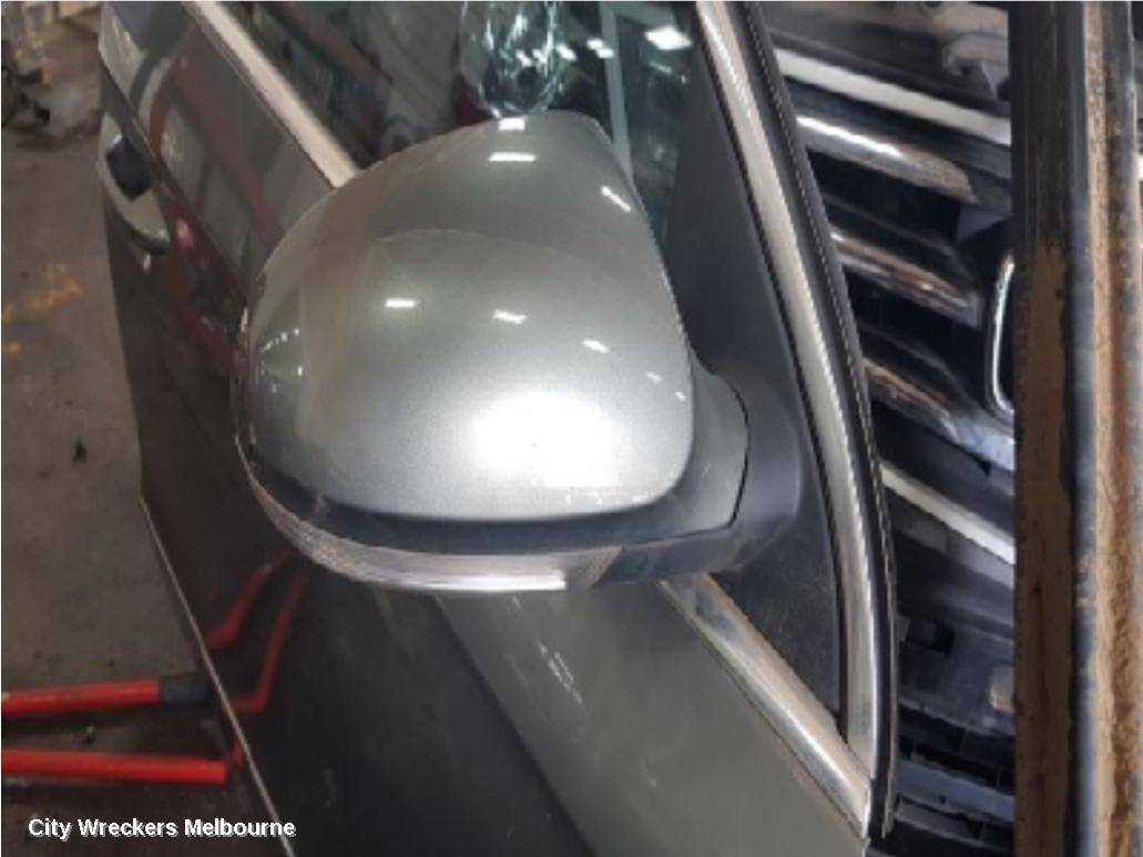 VOLKSWAGEN PASSAT RIGHT DOOR MIRROR, 3C/MK6 B6, MANUAL FOLD (6XN), 03/2006 - 09/2010 - Image 1
