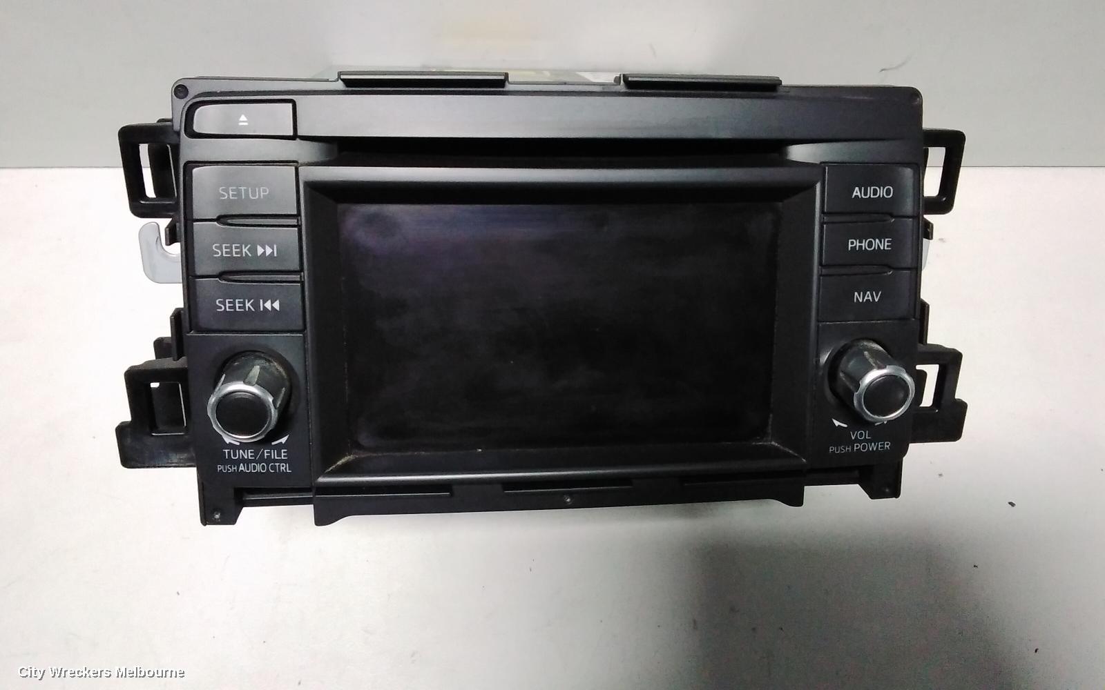 MAZDA CX5 RADIO/CD/DVD/SAT/TV, SAT NAV, NON TOUCHSCREEN TYPE, KE, 02/2012 - 12/2016 - Image 2