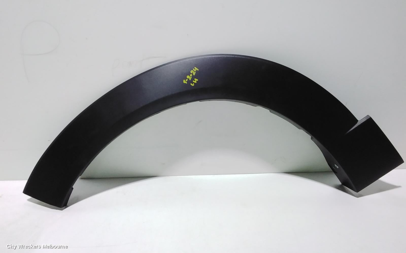 MAZDA CX30 WHEEL ARCH FLARE, LH FRONT, IN GUARD, DM, 10/2019 ONWARDS - Image 3