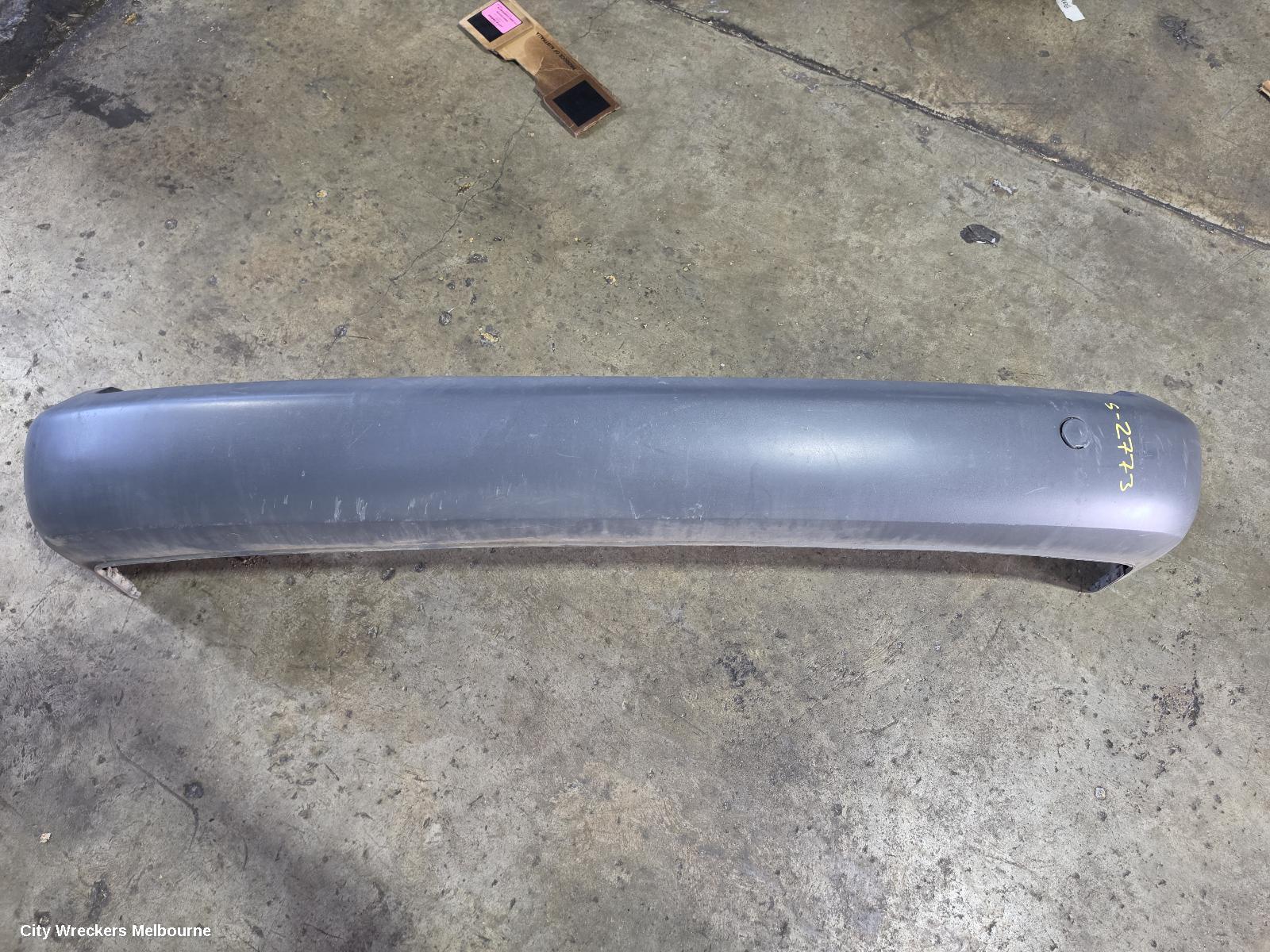 VOLKSWAGEN CADDY REAR BUMPER, 2K, GREY, LWB, NON PARK SENSOR TYPE, 12/2004 - 08/2010 - Image 3