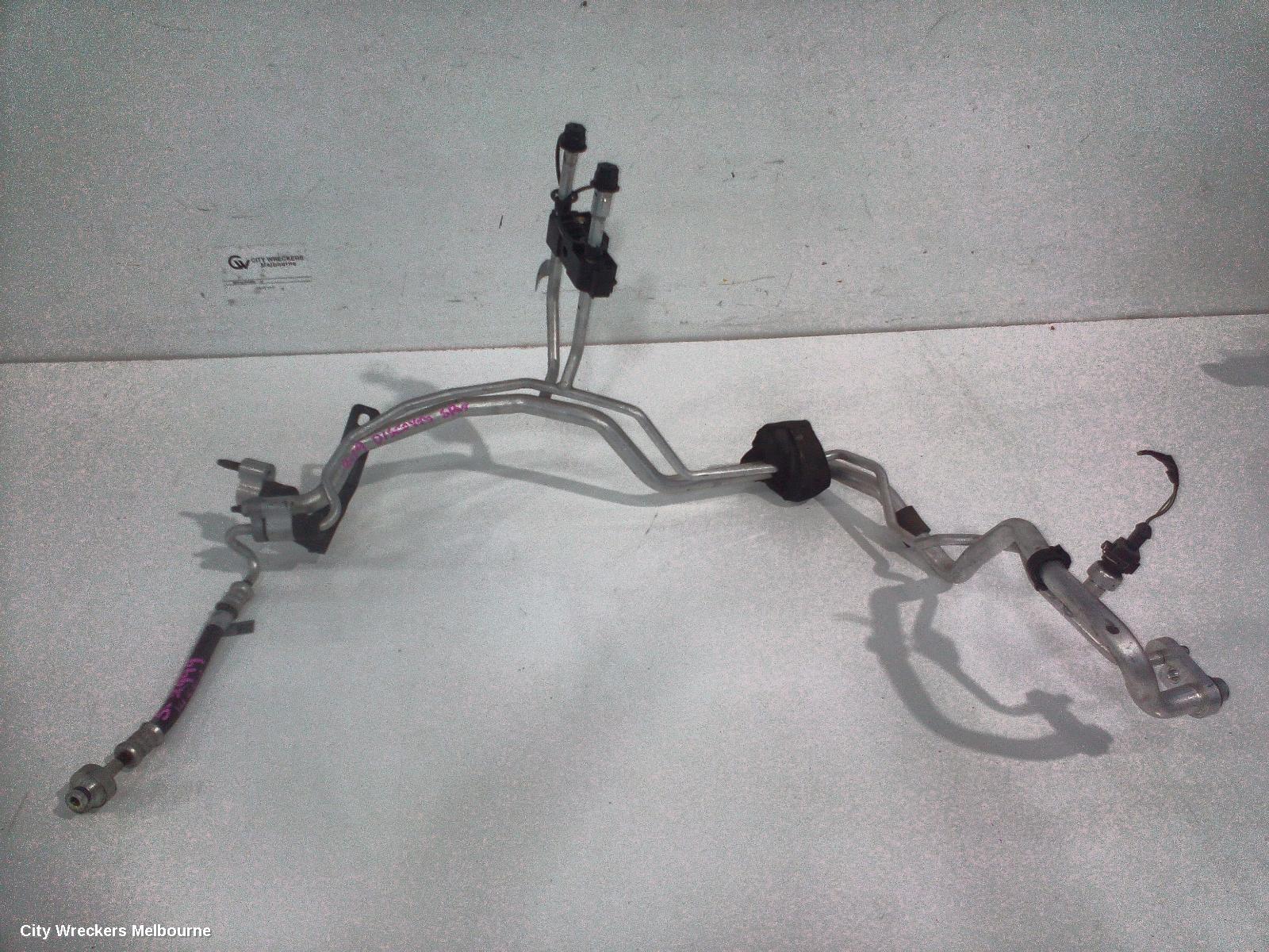 LAND ROVER DISCOVERY SPORT A/C HOSES, L550, PETROL, 2.0, NON MHEV, EVAPORATOR TO COMPRESSOR, 07/2019 ONWARDS - Image 2