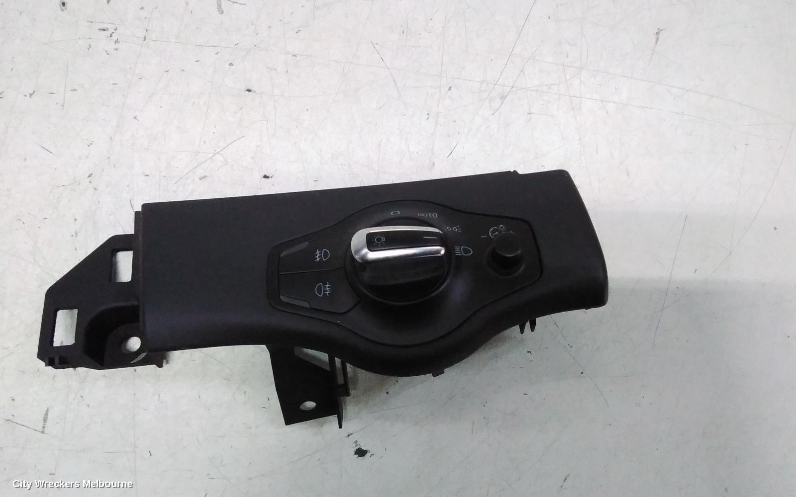 AUDI A4 COMBINATION SWITCH, HEADLAMP SWITCH, B8 8K, 02/2008 - 06/2012 - Image 1