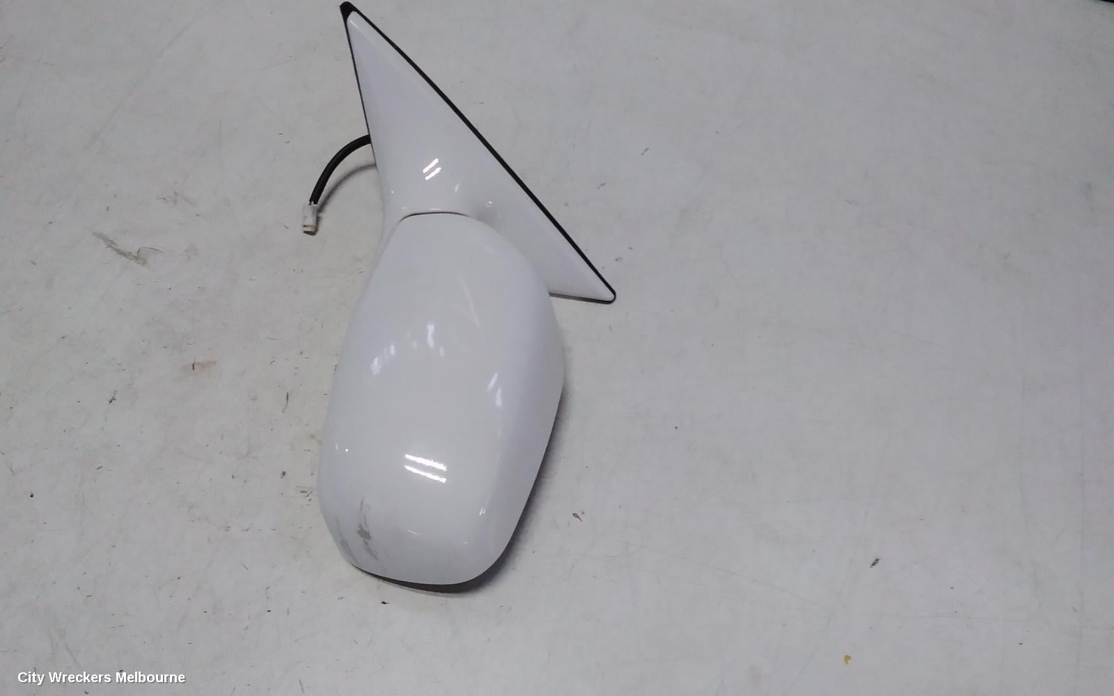 TOYOTA CAMRY LEFT DOOR MIRROR, SK36, COLOUR CODED, 08/2002 - 05/2006 - Image 2