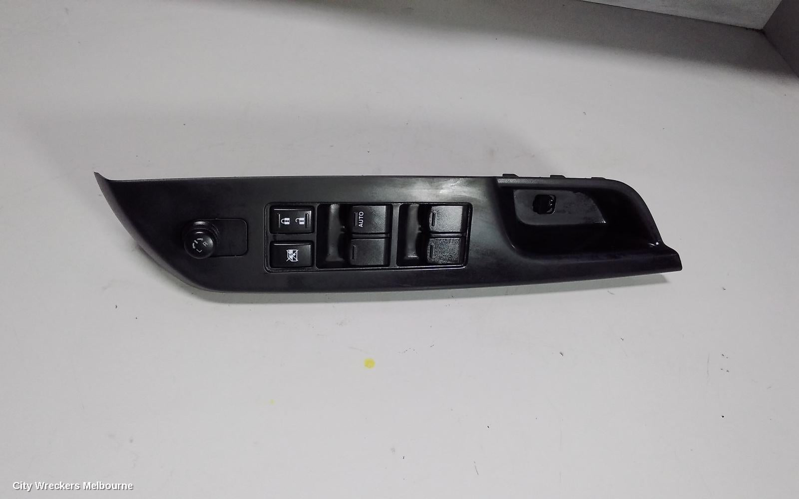 SUZUKI SWIFT PWR DR WIND SWITCH, RH FRONT (MASTER SWITCH), FZ, 08/2010 - 03/2017 - Image 2