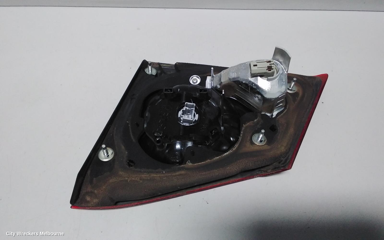 HONDA CIVIC REAR GARNISH, BOOTLID LAMP (LH SIDE), 8TH GEN, 01/2009 - 12/2011 - Image 3