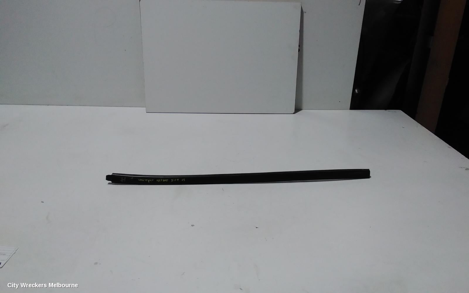 HONDA CRV WINDSHIELD FRAME, RW, 05/2017 - 08/2023 - Image 3