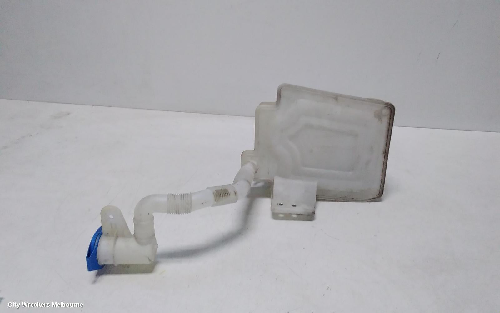 TOYOTA CAMRY WASHER BOTTLE, ASV50/AVV50, 12/2011 - 10/2017 - Image 2