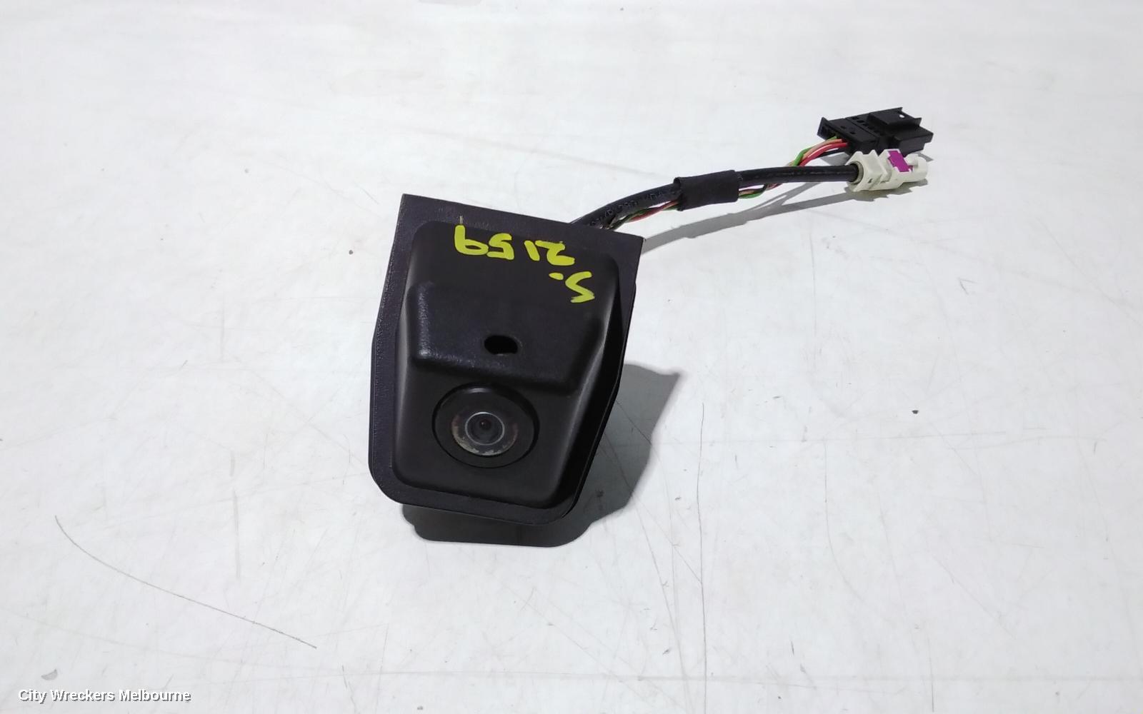 MERCEDES VITO REVERSE CAMERA, 447, REAR CAMERA, 03/2015 ONWARDS - Image 2