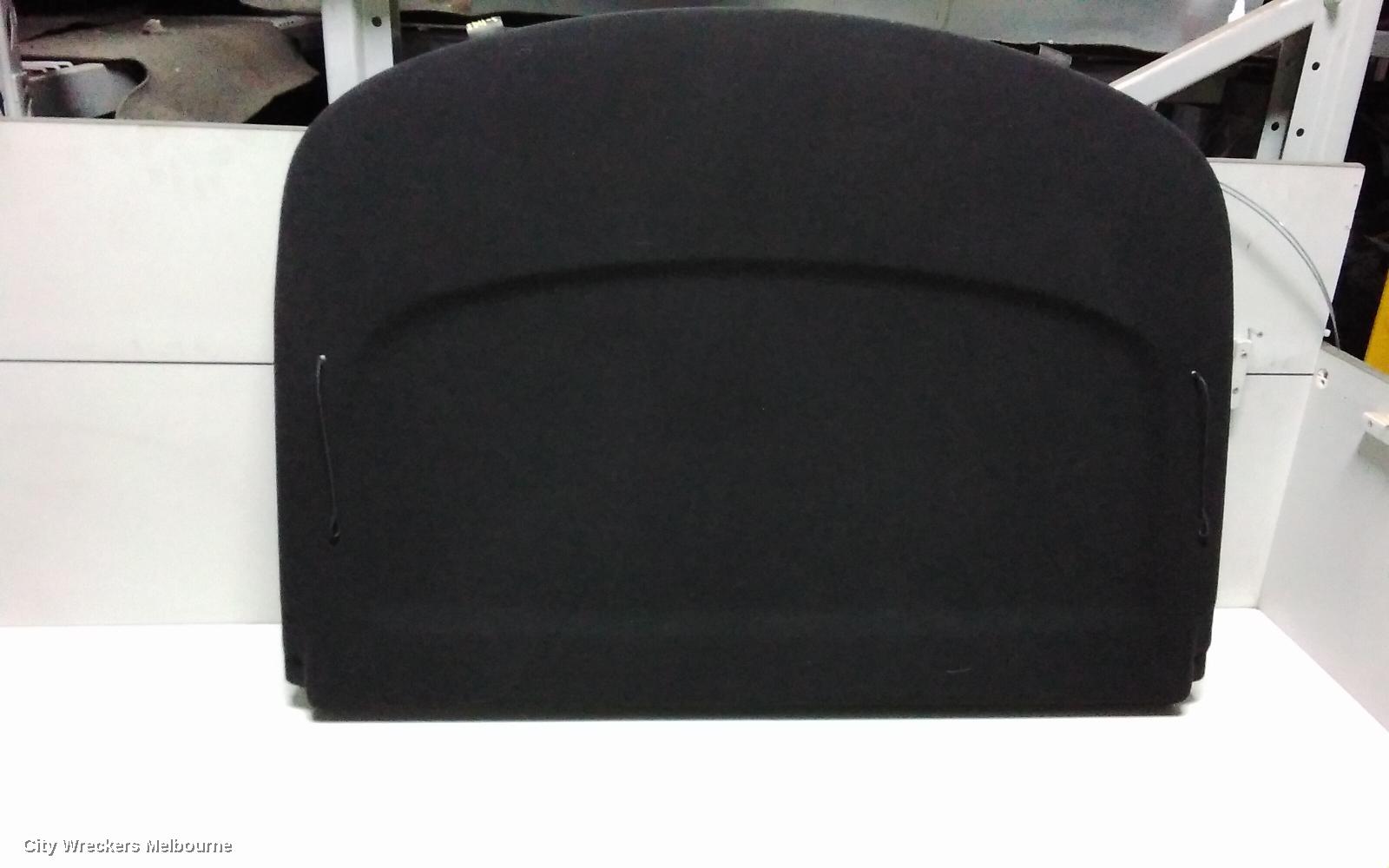 HOLDEN COMMODORE PARCEL SHELF CARGO BLIND, ZB, HATCH, PARCEL SHELF, 10/2017 - 12/2020 - Image 2