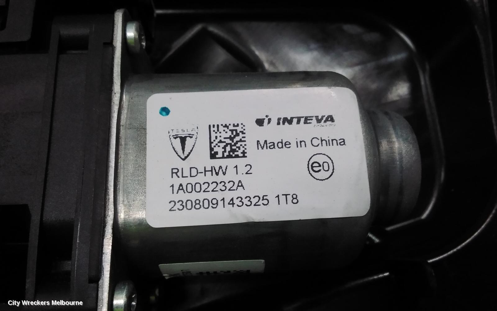TESLA MODEL 3 LEFT REAR WND REG/MOTOR, 1ST GEN, 06/2019 ONWARDS - Image 3