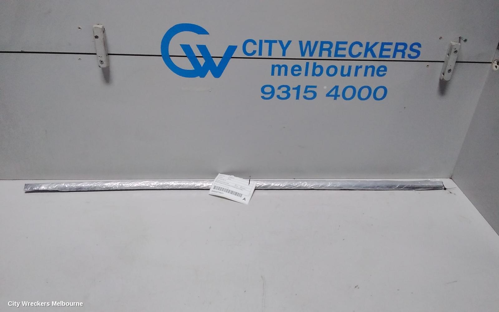 SUBARU LIBERTY, 6TH GEN 08/2014 - 04/2021, RIGHT REAR DOOR LOWER CHROME MOULD ONLY: 73831 - Image 3