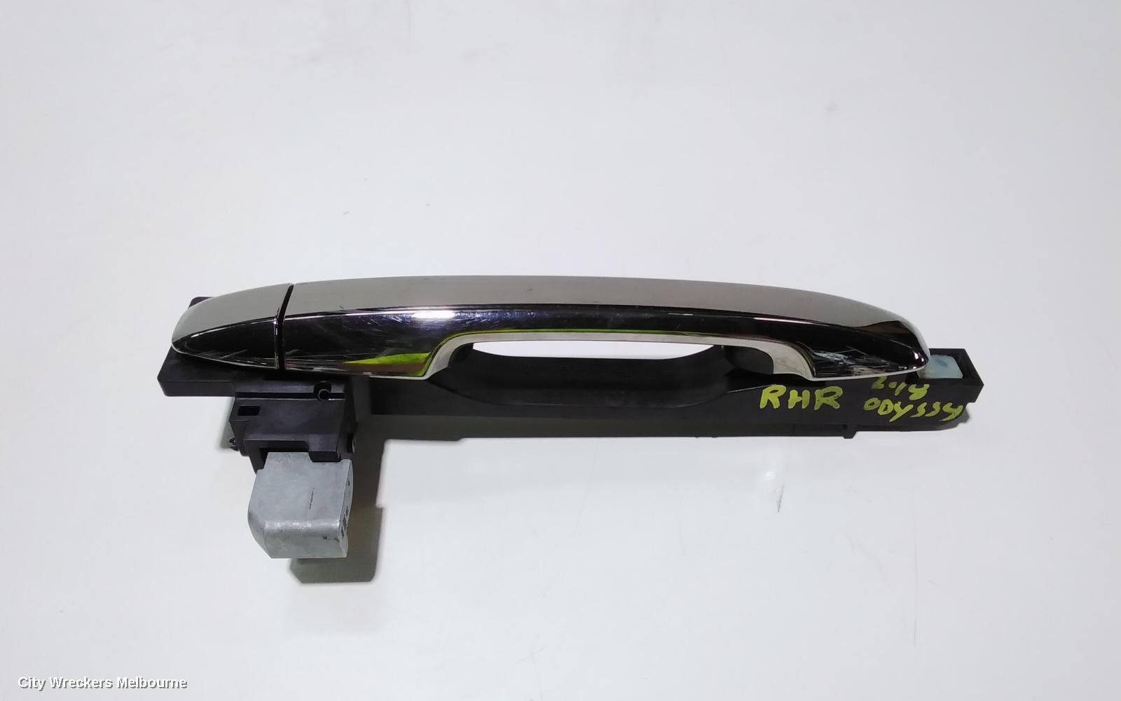 HONDA ODYSSEY DOOR HANDLE, OUTER, RH REAR, RC1, 02/2014 ONWARDS - Image 1