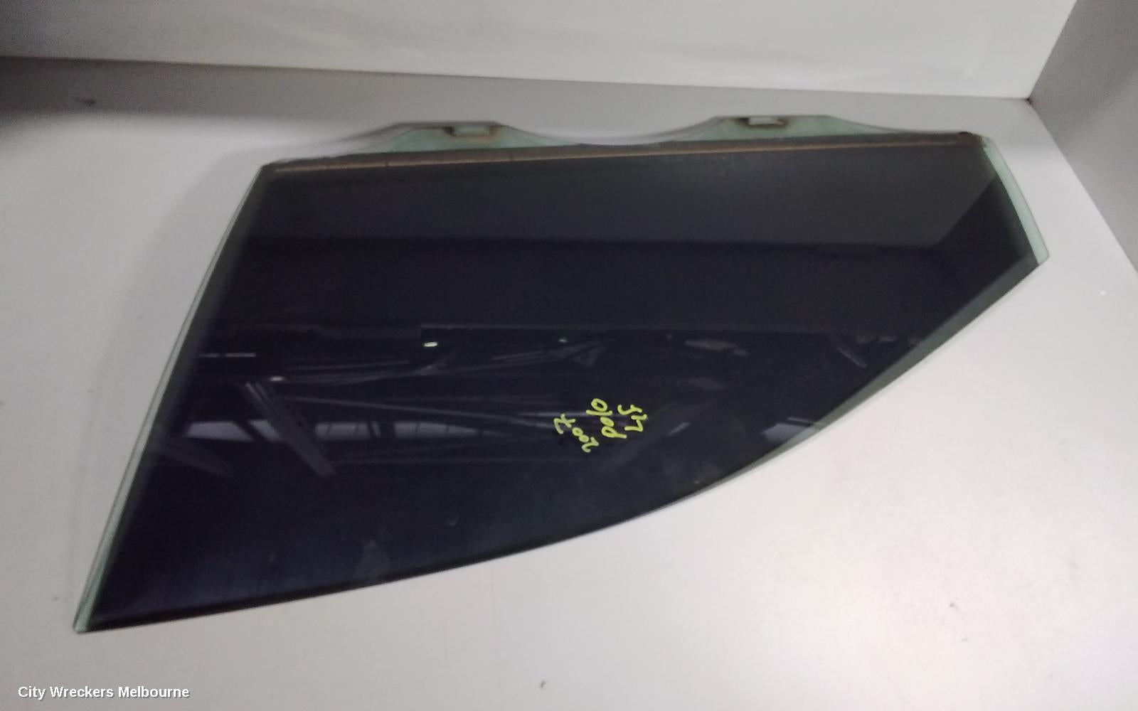 VOLKSWAGEN POLO LEFT FRONT DOOR WINDOW, 9N, 5DR, 07/2002 - 04/2010 - Image 1