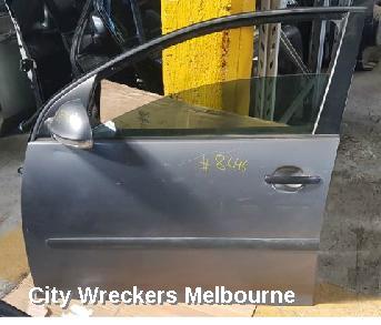 VOLKSWAGEN GOLF LEFT FRONT DOOR, GEN 5, 5DR HATCH, 06/2004 - 02/2009 - Image 2