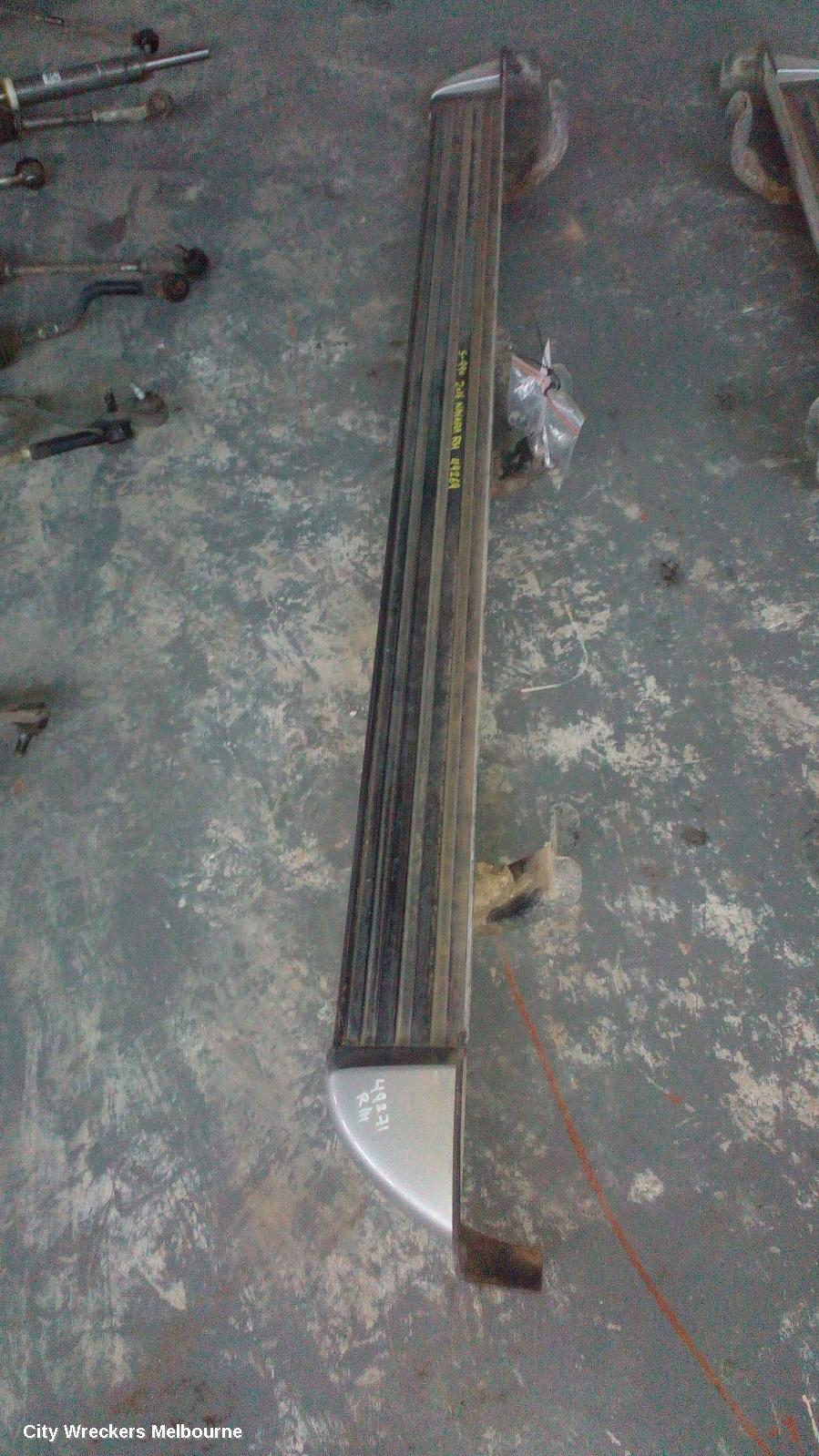 NISSAN NAVARA SIDE STEP/SKIRT, NP300, SIDE STEP, RH SIDE, DUAL CAB, 05/2015 ONWARDS - Image 2