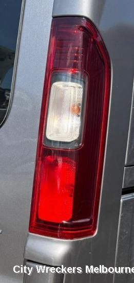 RENAULT TRAFIC RIGHT TAILLIGHT, X82, IN BODY, UPPER, 01/2015 ONWARDS - Image 1
