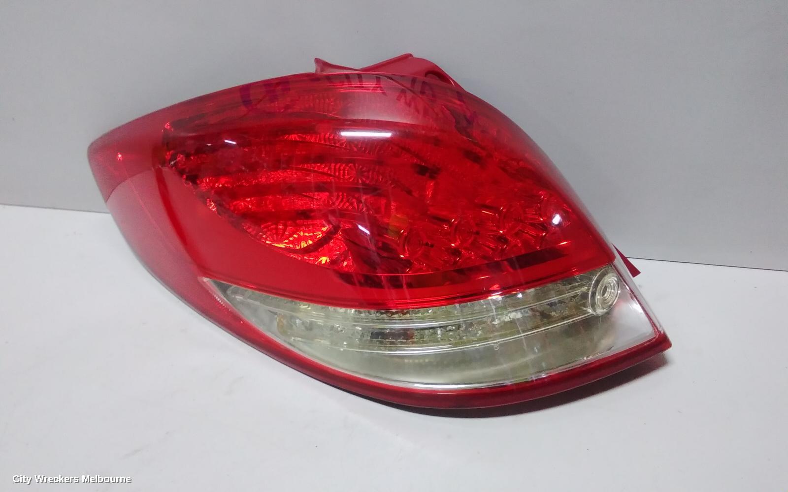 HYUNDAI VELOSTER LEFT TAILLIGHT, IN BODY, FS, LED TYPE, 12/2011 - 02/2018 - Image 2