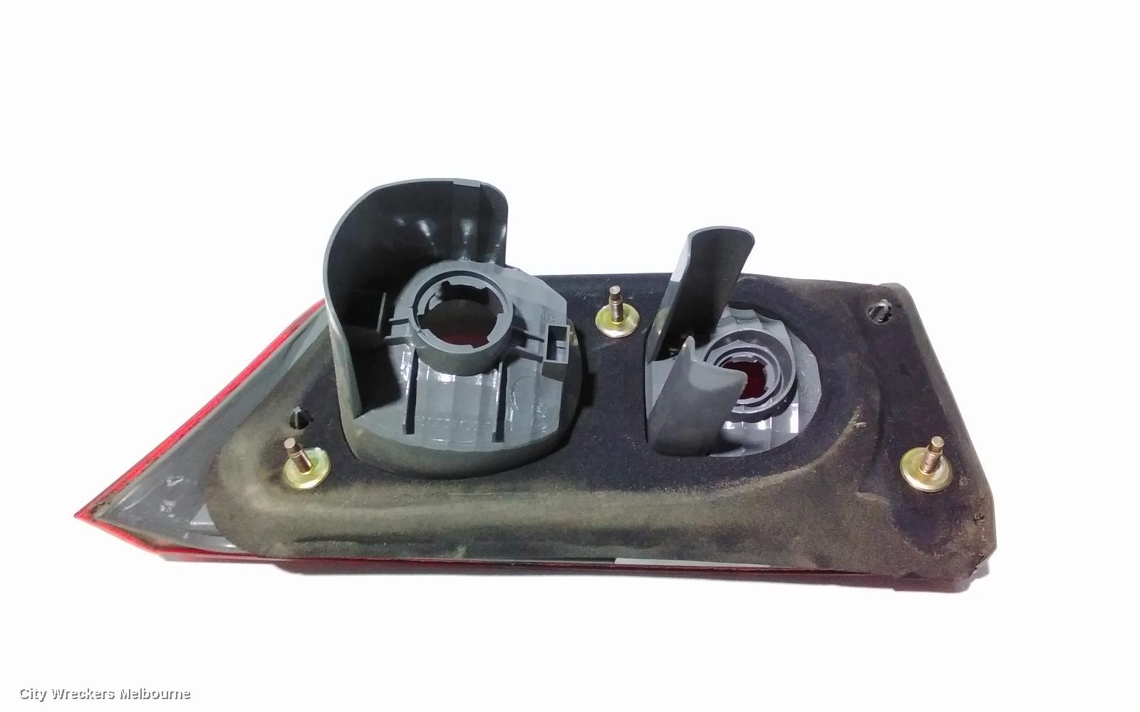HONDA ACCORD REAR GARNISH, BOOTLID LAMP (RH SIDE), 7TH GEN, CL/EURO (VIN JHMCL), 12/2005 - 03/2008 - Image 3
