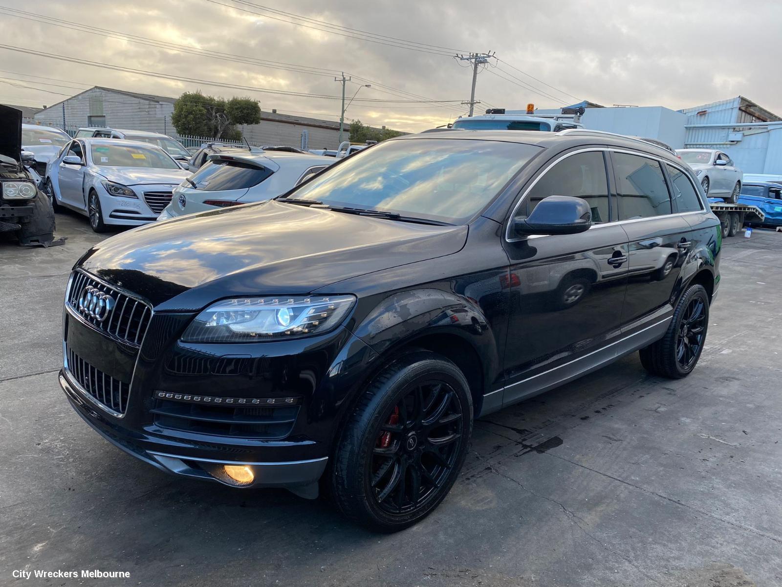 AUDI Q7 COMPLETE INTERIOR, 4L, LEATHER, 7 SEATER TYPE, 09/2006 - 08/2015 - Image 2