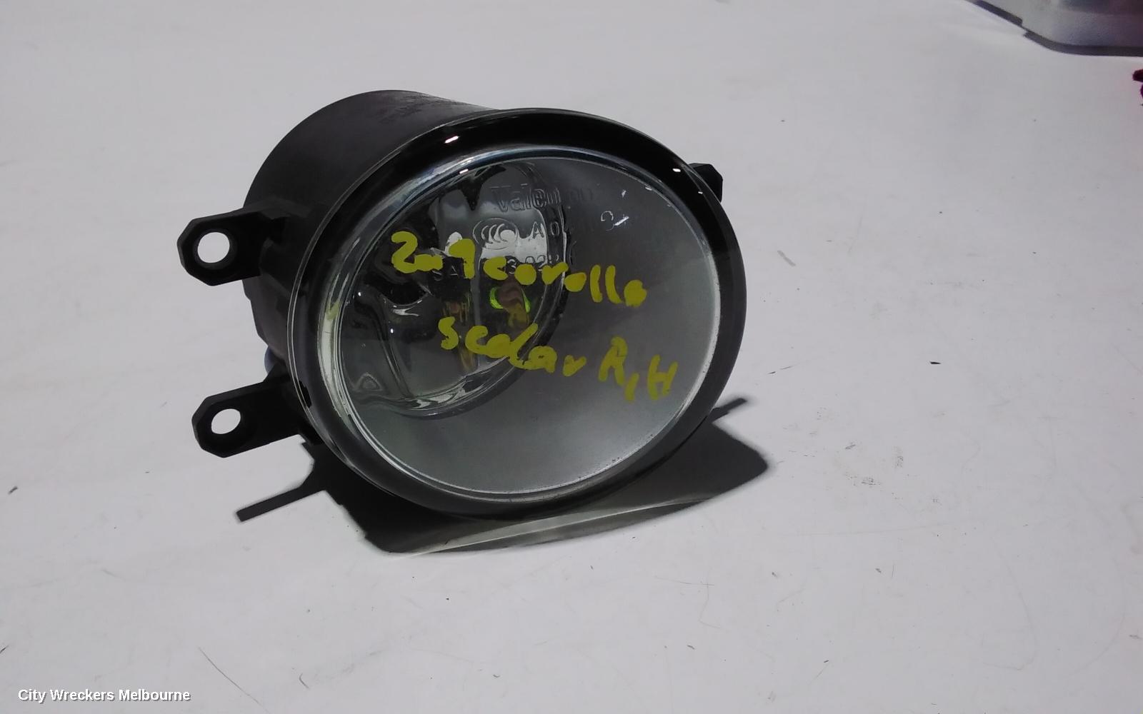 TOYOTA COROLLA RIGHT INDICATOR/FOG/SIDE, BUMPER FOGLAMP, ZRE152R, HATCH, 03/2007 - 10/2009 - Image 1