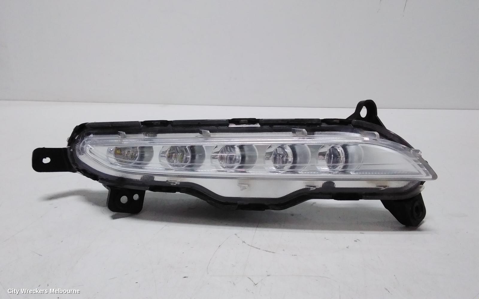 HYUNDAI TUCSON RIGHT INDICATOR/FOG/SIDE, DAYTIME RUNNING LAMP, TL, KOREAN BUILT (VIN KMHJ), 07/2015 - 06/2018 - Image 2