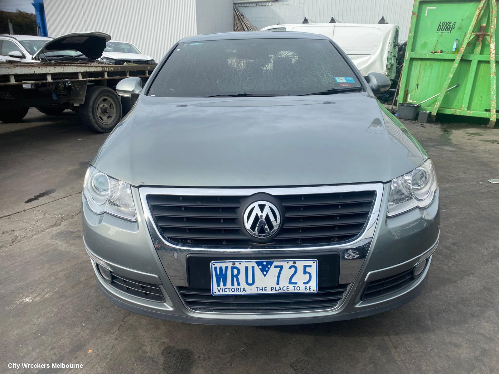 VOLKSWAGEN PASSAT RADIATOR, 2.0, DIESEL, CBBB CODE, 3C/MK6 B6/3CC, 08/2007 - 05/2011 - Image 1