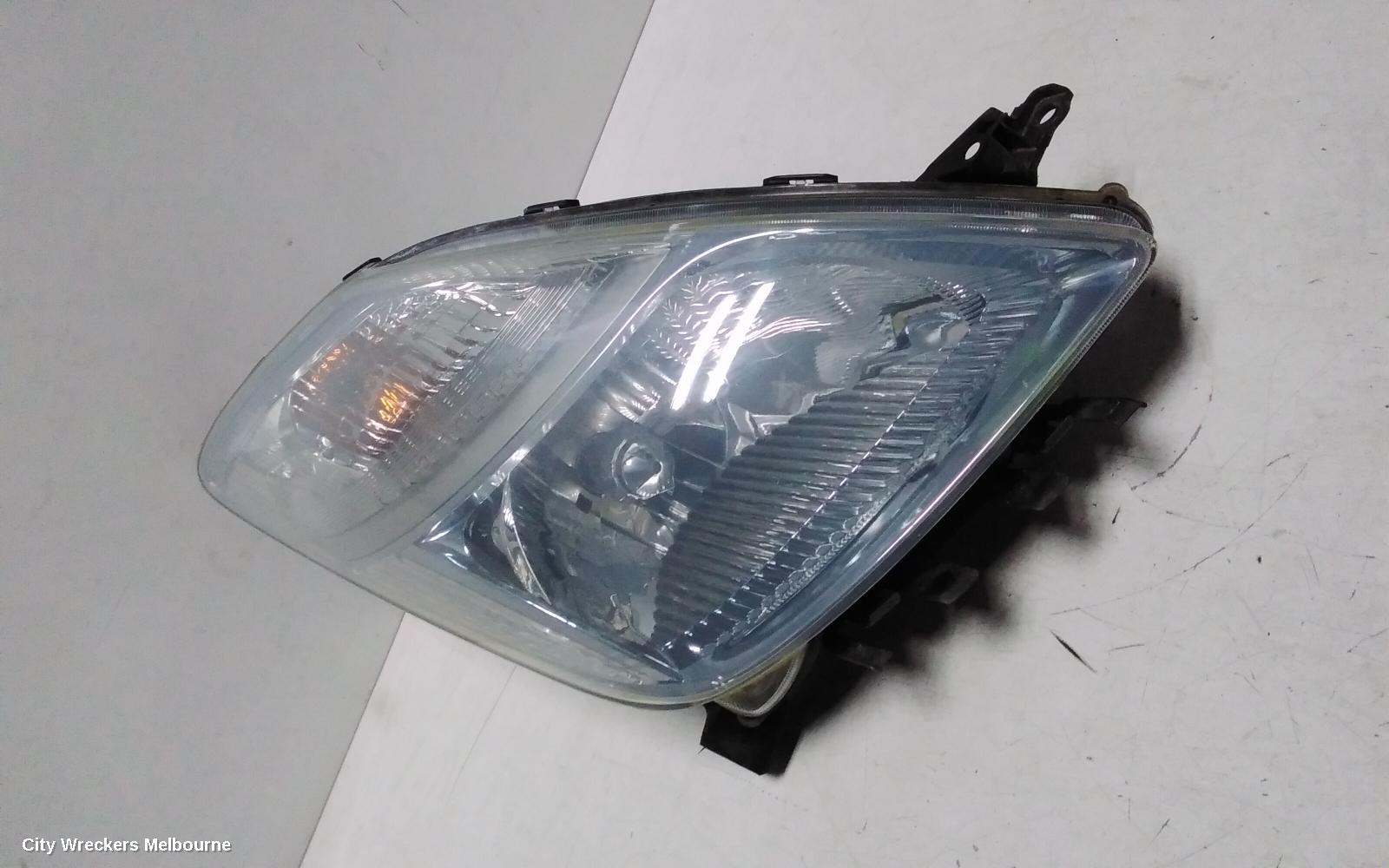 TOYOTA PRIUS RIGHT HEADLAMP, NHW20R, 11/2005 - 05/2009 - Image 3