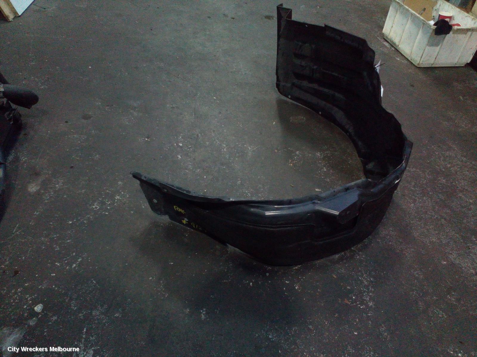 MITSUBISHI OUTLANDER RIGHT GUARD LINER, ZJ, 10/2012 - 02/2014 - Image 3
