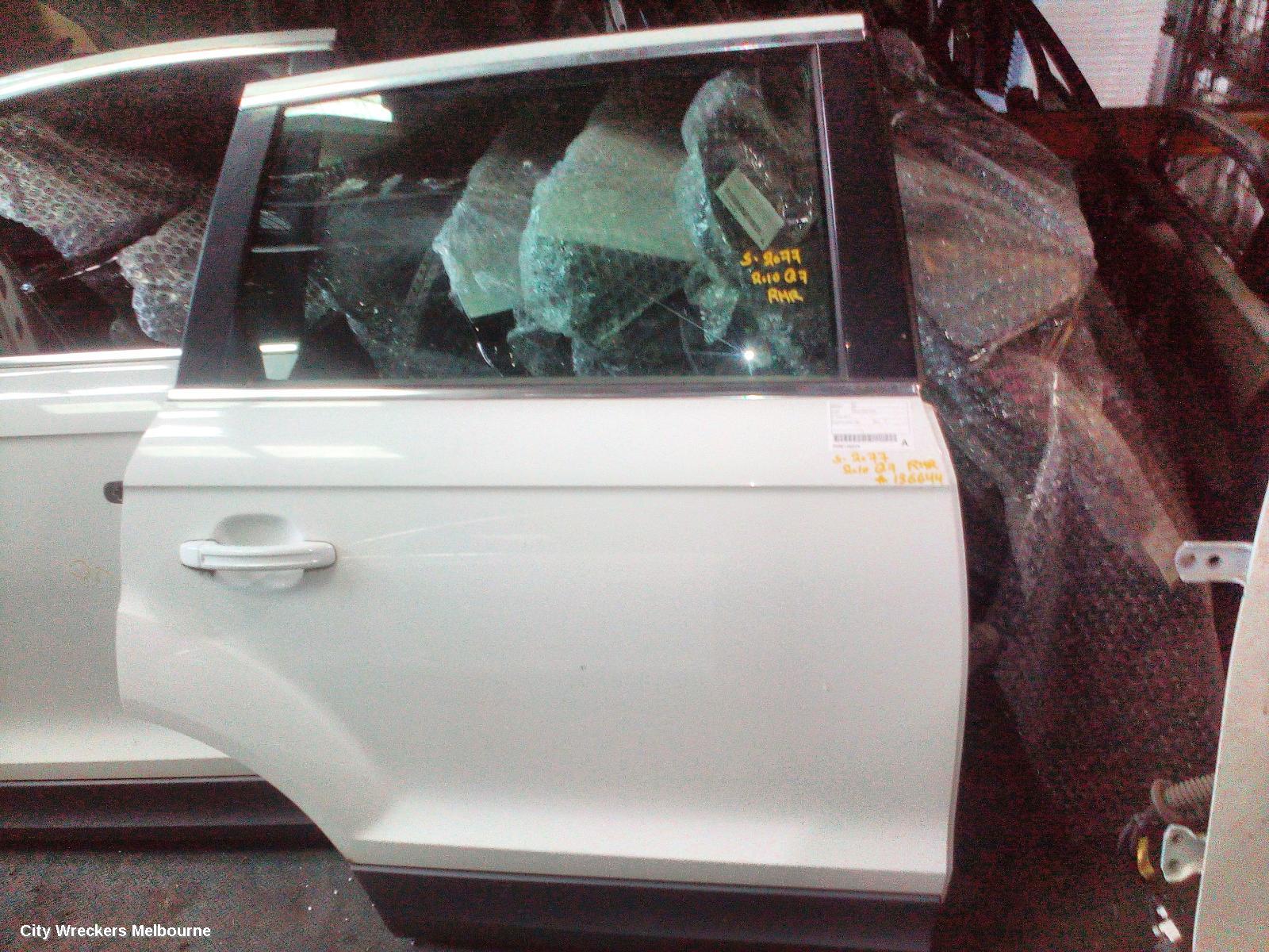 AUDI Q7 RIGHT REAR DOOR, 4L, 09/2006 - 08/2015 - Image 1
