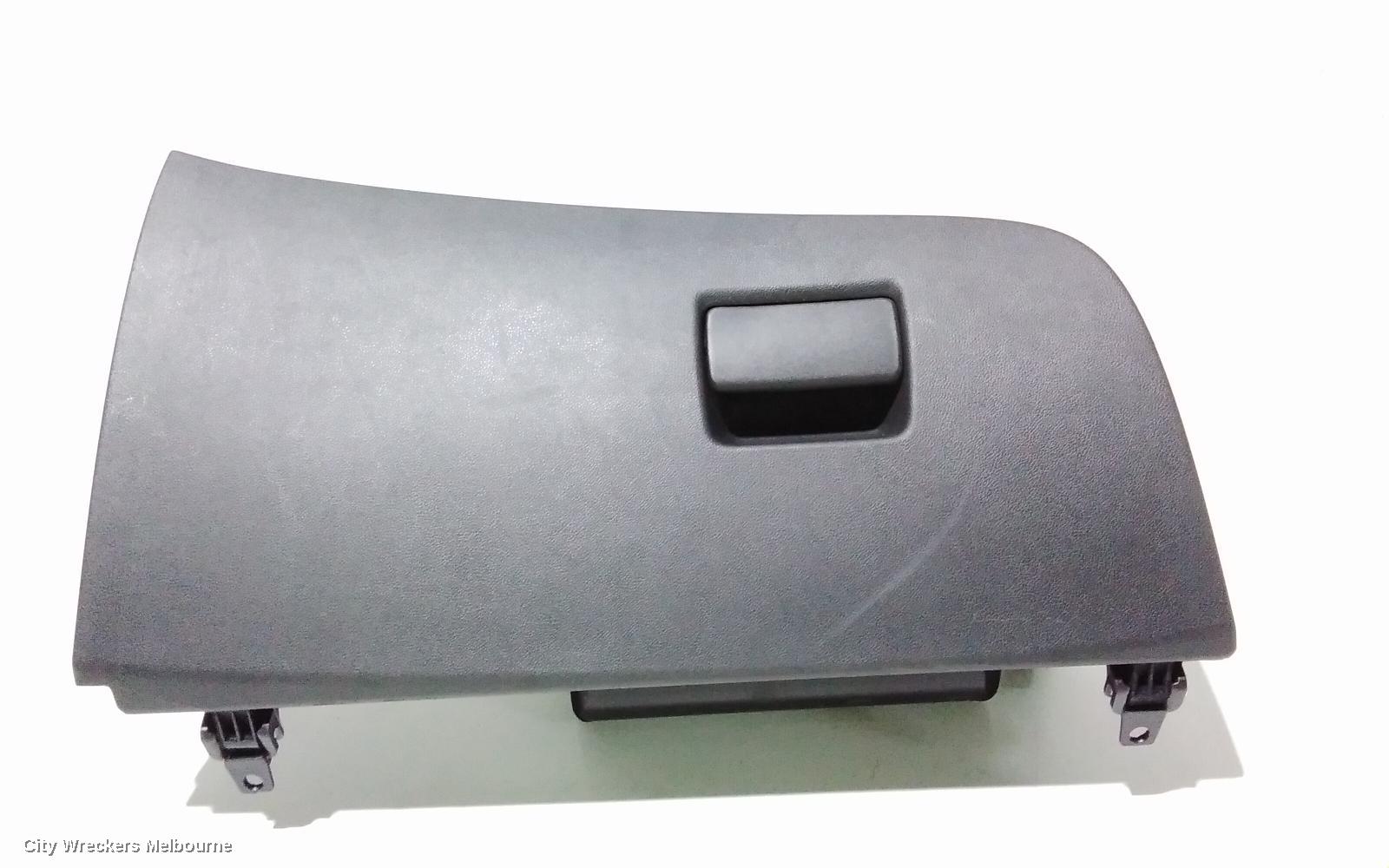 HOLDEN COMMODORE GLOVE BOX, ZB, 10/2017 - 12/2020 - Image 2