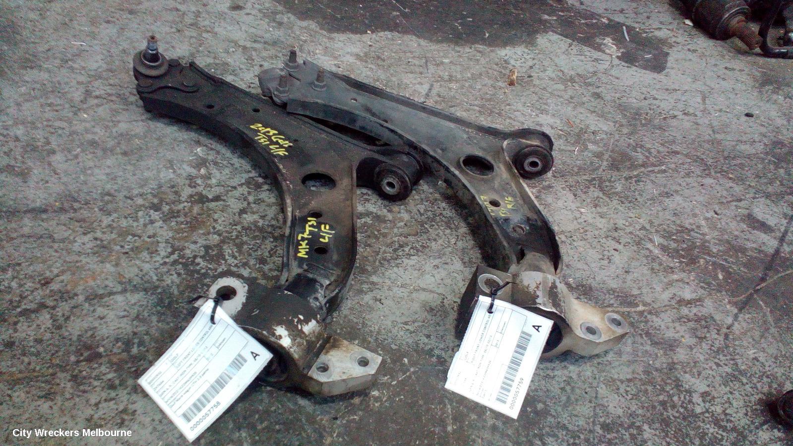 VOLKSWAGEN GOLF LEFT FRONT LOWER CONTROL ARM, GEN 6, R, CAST IRON TYPE, 06/2010 - 03/2013 - Image 1