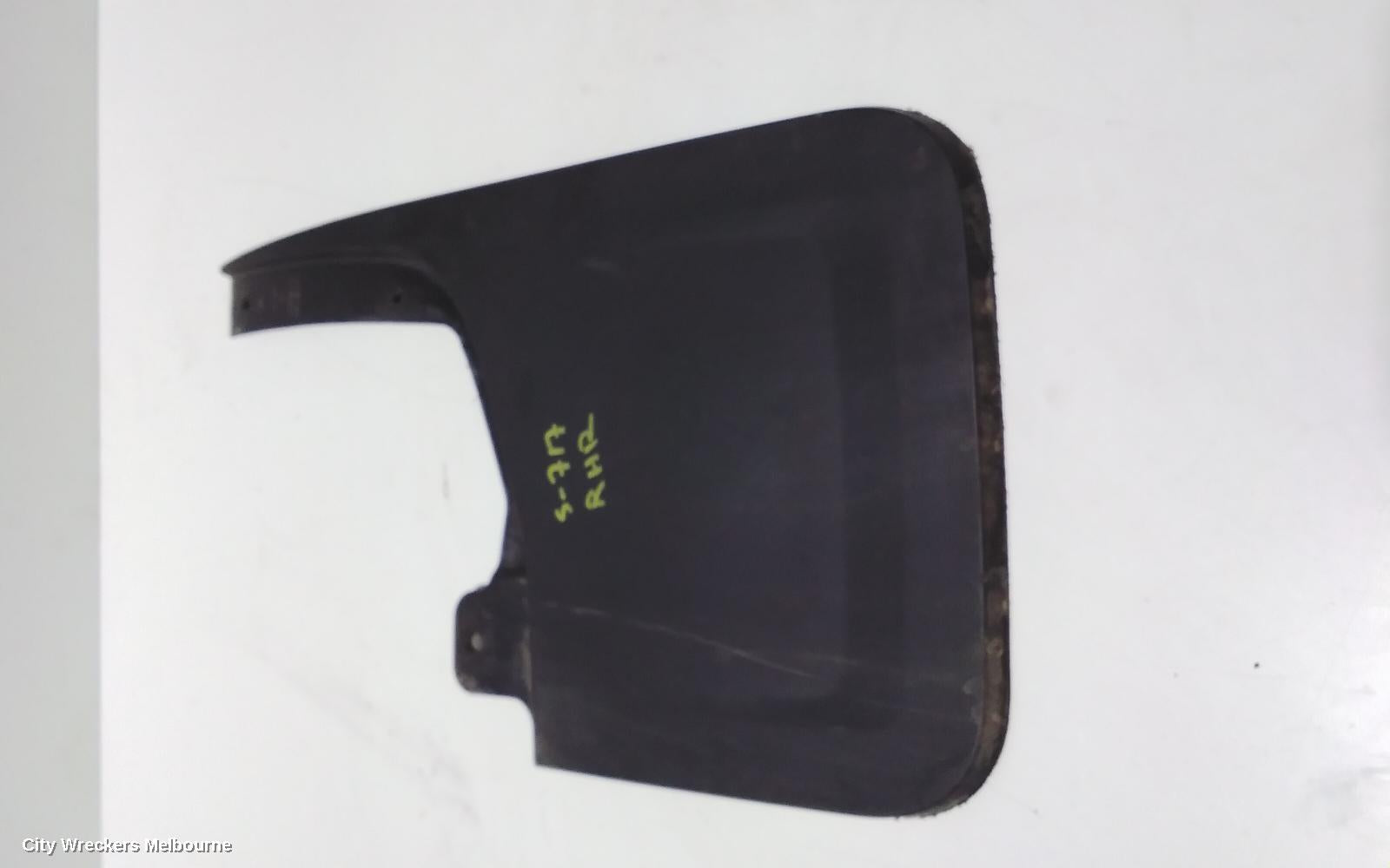 HOLDEN COLORADO MUD FLAPS, RH FRONT, RG, 01/2012 - 12/2020 - Image 1