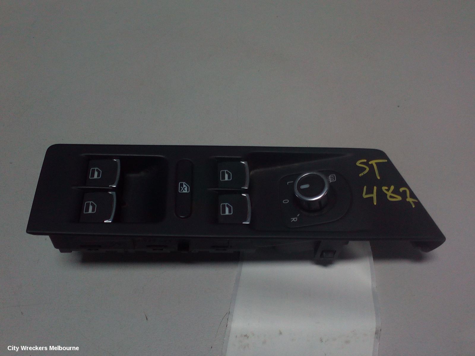 VOLKSWAGEN PASSAT PWR DR WIND SWITCH, RH FRONT (MASTER SWITCH), 3CC, SEDAN, 01/2009 - 02/2012 - Image 1