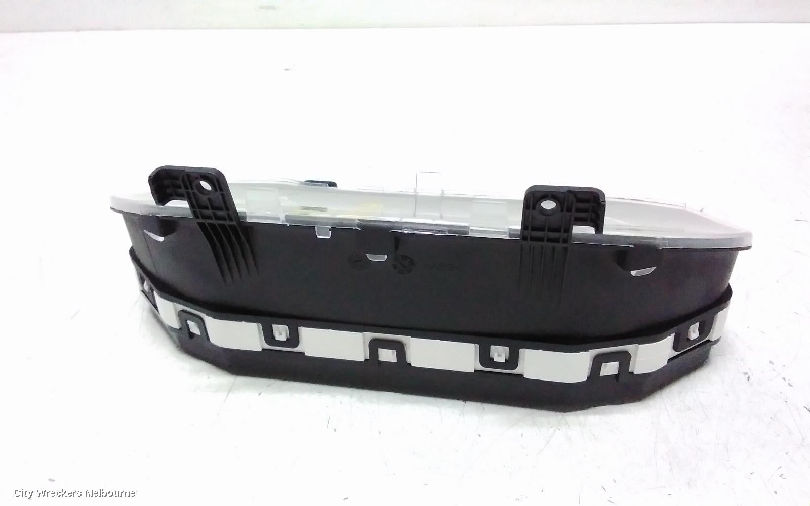 LDV T60 INSTRUMENT CLUSTER, DIESEL, 2.0, TURBO, SC20M, SK8C, 06/2020 ONWARDS - Image 2