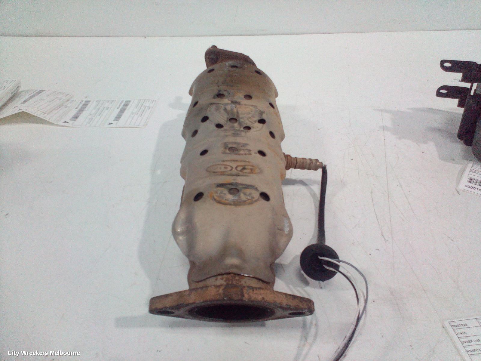 KIA SPORTAGE CATALYTIC CONVERTER, UNDER CAR-CAT TYPE, 2.4, G4KE, PETROL, SL, 05/2010 - 05/2013 - Image 3