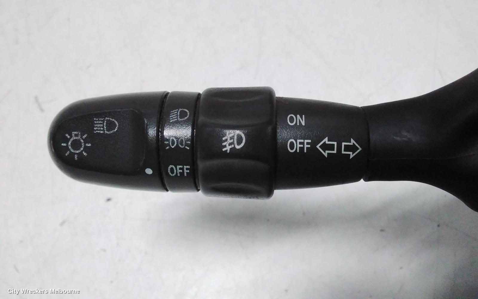 LDV V80 COMBINATION SWITCH, FLASHER SWITCH, 01/2013 ONWARDS - Image 3