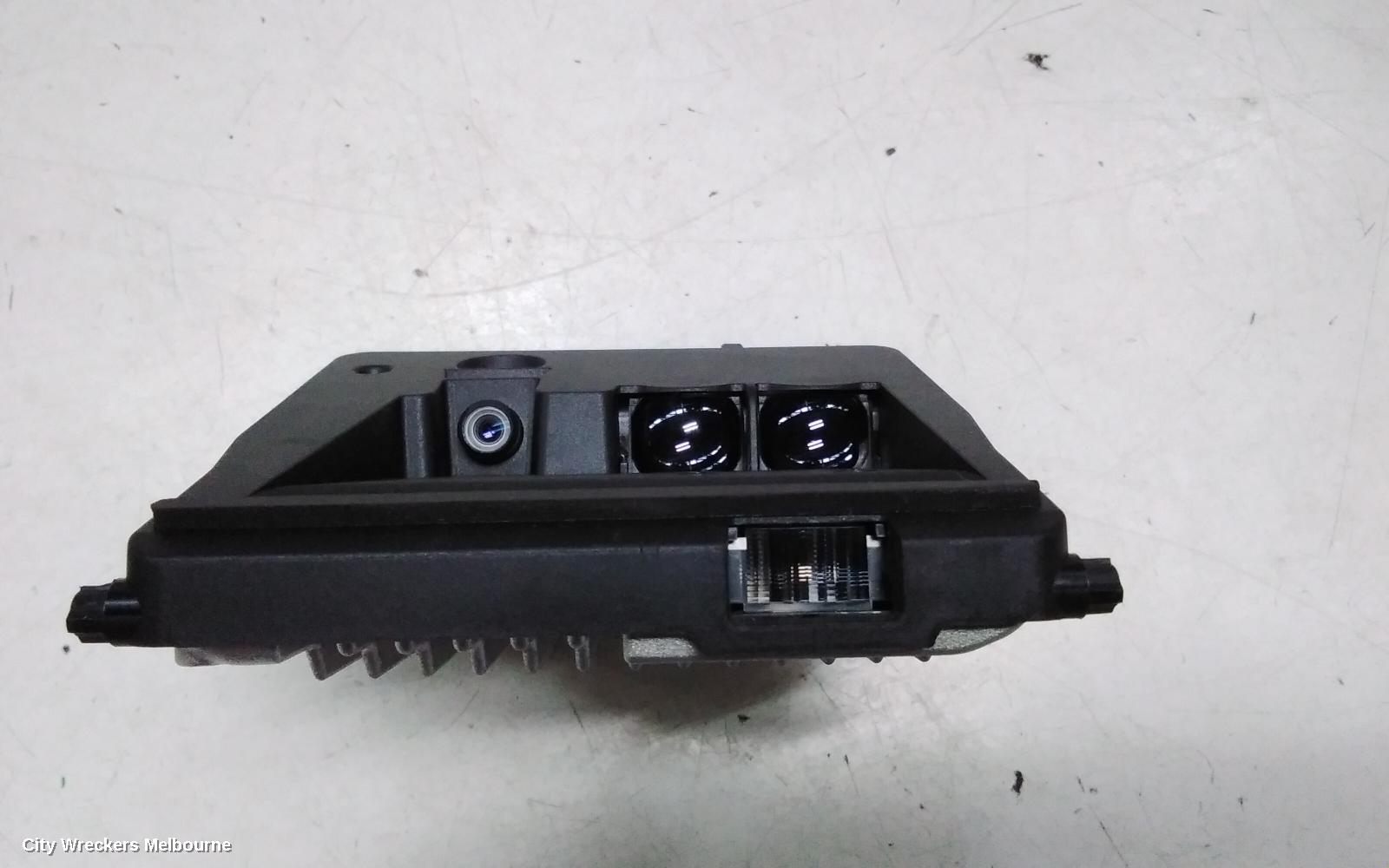 MITSUBISHI ASX REVERSE CAMERA, FRONT CAMERA & CONTROL UNIT (WINDSCREEN MOUNTED), XC-XD, 07/2017 ONWARDS - Image 3