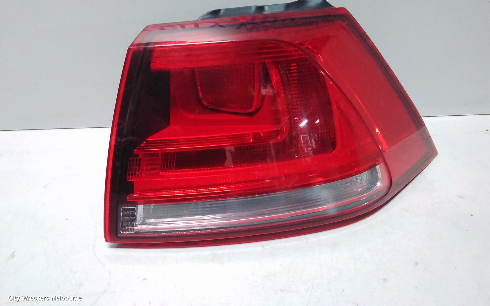 VOLKSWAGEN GOLF RIGHT TAILLIGHT, GEN 7, HATCH, STANDARD, NON LED TYPE, 03/2013 - 03/2017 - Image 2