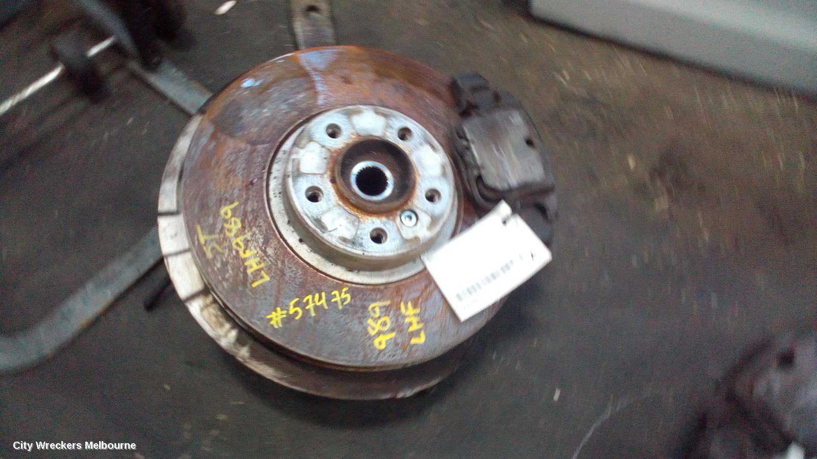 BMW X5 LEFT FRONT HUB ASSEMBLY, E70, 12/2006 - 08/2013 - Image 1