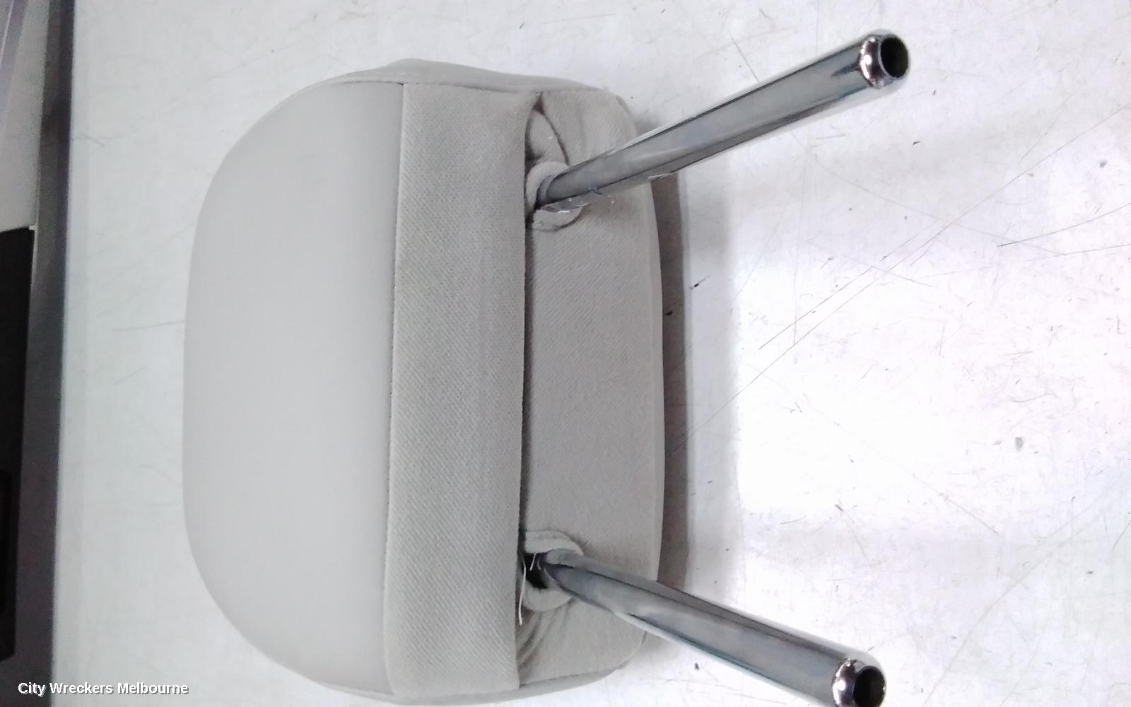 MAHINDRA XUV700 HEADREST, W601, 01/2023 ONWARDS - Image 2