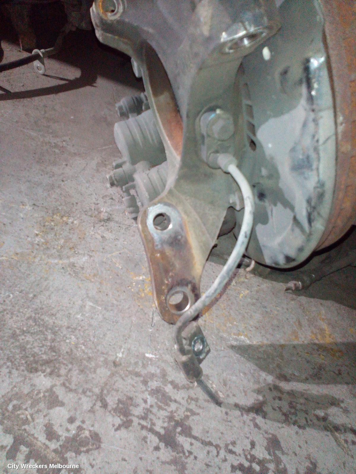 SUBARU FORESTER RIGHT FRONT HUB ASSEMBLY, ABS TYPE, TONE RING ON CV, 01/2000 - 02/2008 - Image 2
